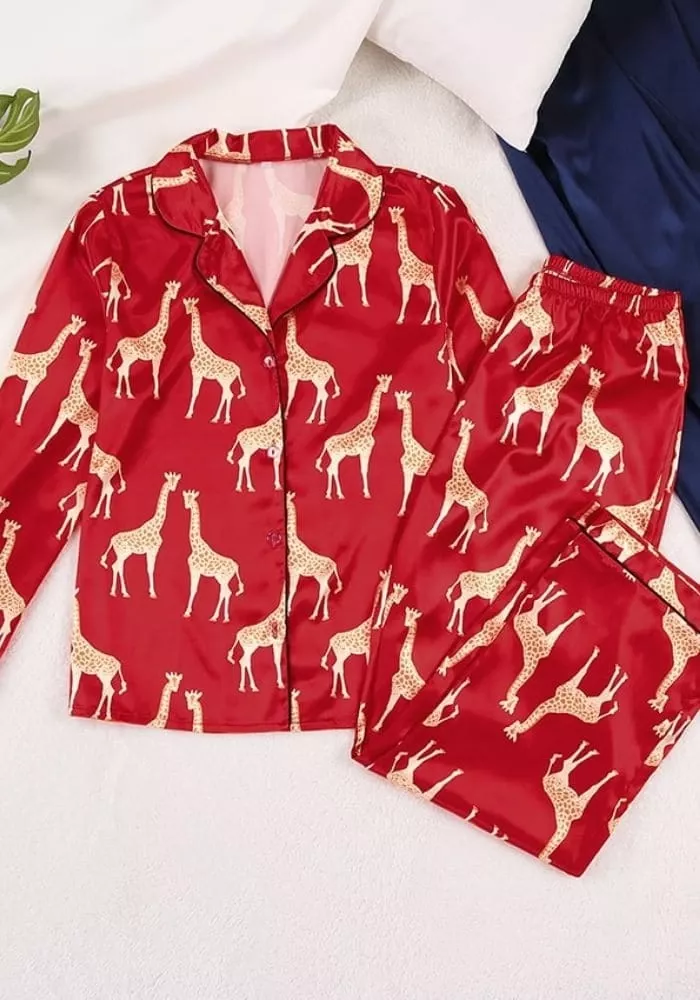 Pyjama en Satin Rouge