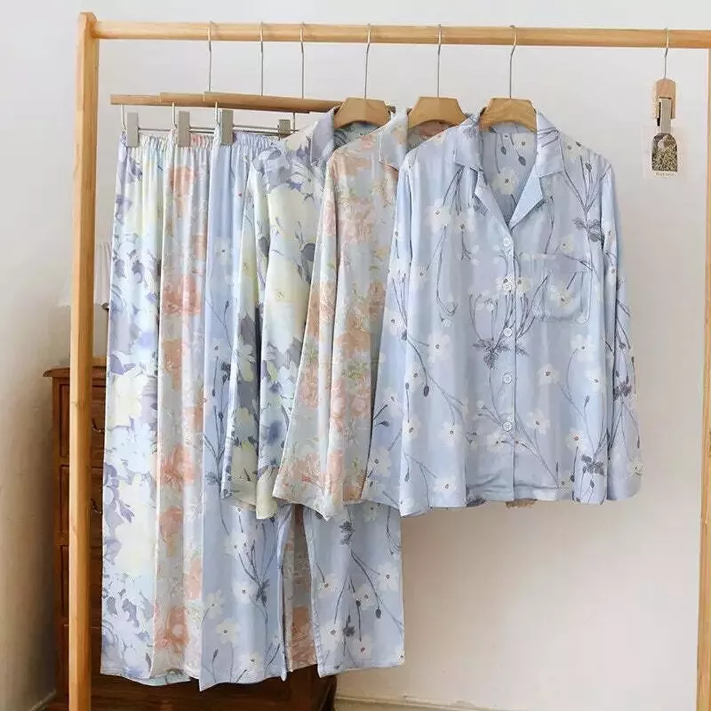 Pyjama satin bleu et rose