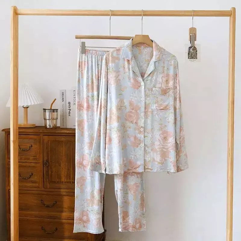 Pyjama satin bleu et rose